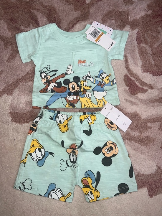 Disney Other - NEW Disney Mint Green "Best Pals" Character Short Matching Set